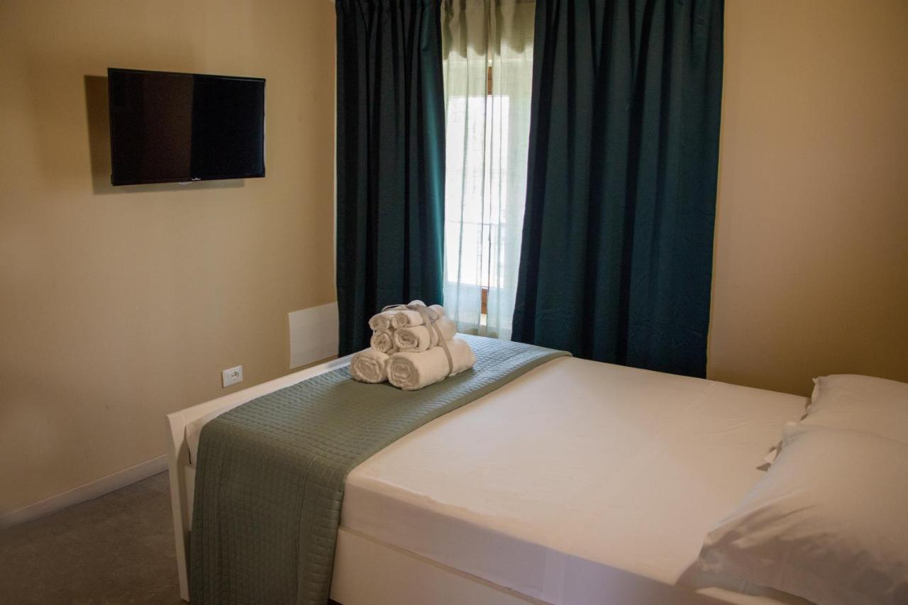 Villa Marina Bedizzole Bagian luar foto