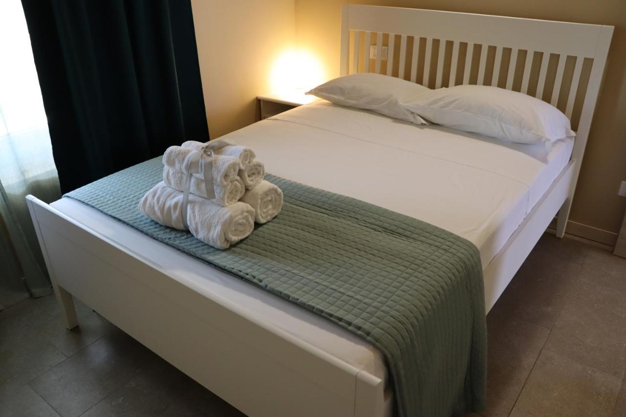 Villa Marina Bedizzole Bagian luar foto